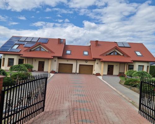 Dom+Garaż Solidnie Wybudowany i Wykończon Turowola