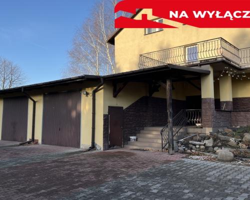 Dom 286 mkw z częścią handlową 230 mkw w Dęblinie.