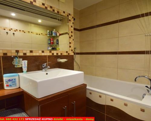 Atrakcyjne 2 pokojowe mieszkanie na Czubach Płn.