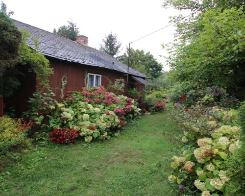 Dom na działce budowlanej 18ar+działka rolna 2,58h