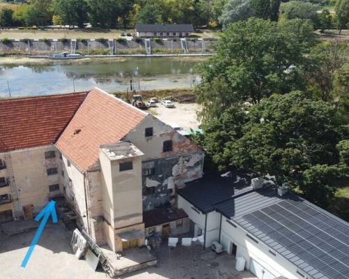 Budynek "Spichlerza" ul. 6 sierpnia w Puławach.