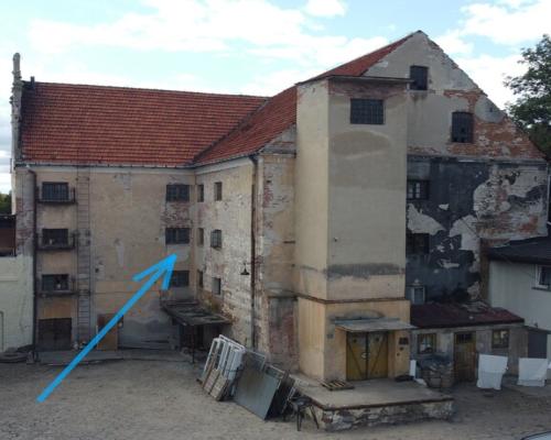 Budynek "Spichlerza" ul. 6 sierpnia w Puławach.