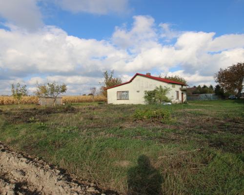 Domek na działce 17 ar Pólko/Nasutów (10km Lublin)