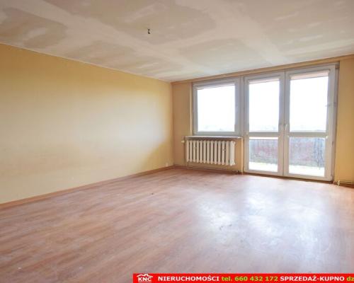 Blisko Nałęczowa, 3 pokoje z garażem i działką.