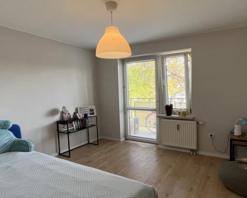 Kawalerka 30 m2 (oddzielna kuchnia) centrum Puław.