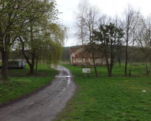 Działka 35 ha z ruinami papierni w Celejowie.