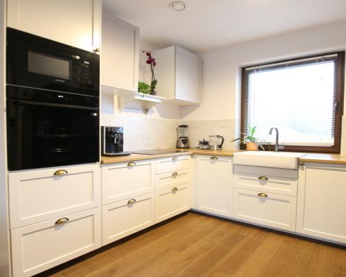 Dom, Lublin, Sławin, Skowronkowa, Budynek:- 126 m2- salon i  2 pokoje (możliwość 3)-wymurowany z gazobetonu-ocieplony styropian