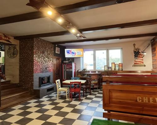 lokal 100 m2 atrakcyjna lokalizacja Kozienice.