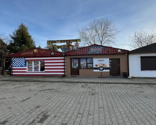 lokal 100 m2 atrakcyjna lokalizacja Kozienice.
