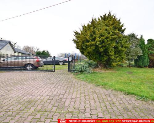 Atrakcyjny dom wolnostojący, blisko rzeka, las.