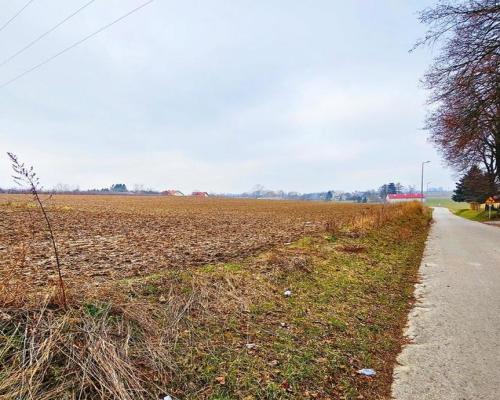 Tomaszowice - działka 20ar położona na wzniesieniu