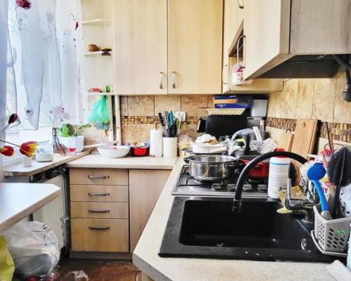 Kawalerka na Dziesiątej w super cenie!