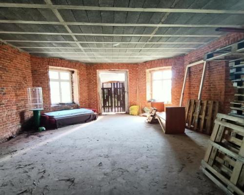 Zabytkowy dworek z przełomu XIX i XX w. w Świdniku