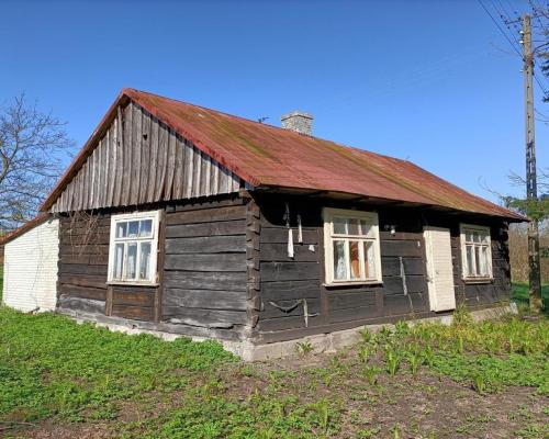 Siedlisko w ładnej okolicy gm. Gniewoszów.