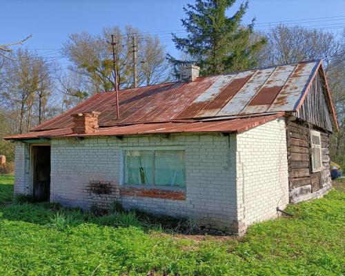 Siedlisko w ładnej okolicy gm. Gniewoszów.