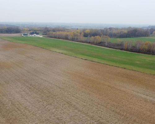 Smugi, 32 ar, blisko Lublina