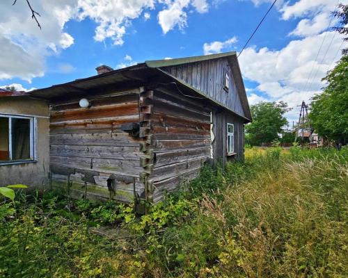 Atrakcyjna działka z domem - Zalesie gm. Niemce