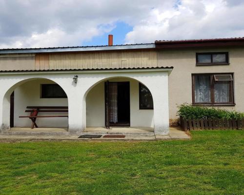 Mały domek w świetnej lokalizacji - Uniszowice