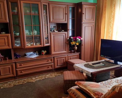 Mały domek w świetnej lokalizacji - Uniszowice