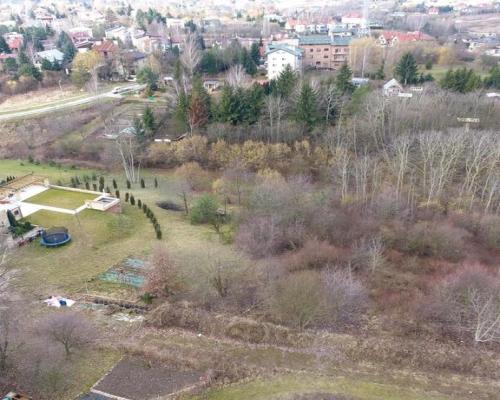 Bardzo ładna i duża działka budowlana w atrakcyjne