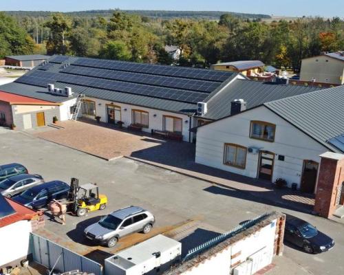 Kompleks hotel-eventowy + bud.usługowe z najemcami