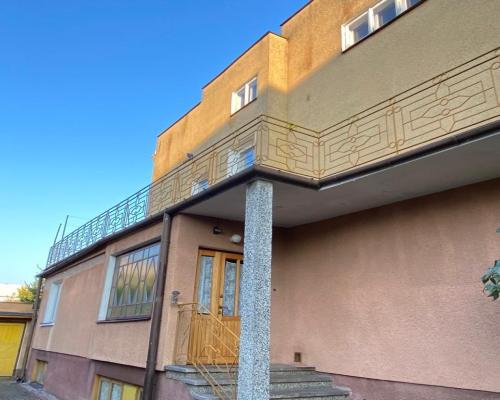 Dom w centrum Chełma. Pow. całk.290m2/ 150m2mieszk