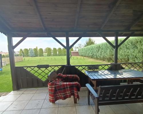 Dom 1/2 bliźniaka w Leokadiowie 12 km od Puław.