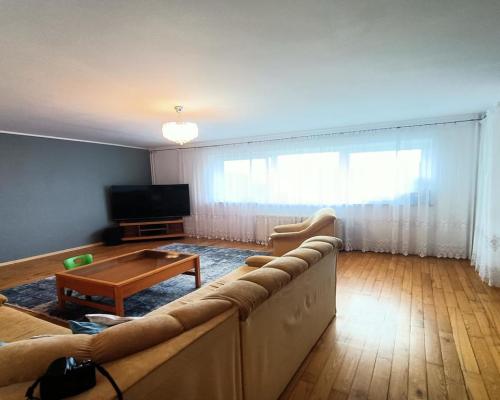 Dom 1/2 bliźniaka w Leokadiowie 12 km od Puław.