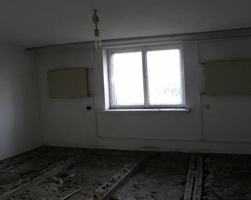 Dom  120 m kw w Baryczy Nowej pow. Zwoleń.