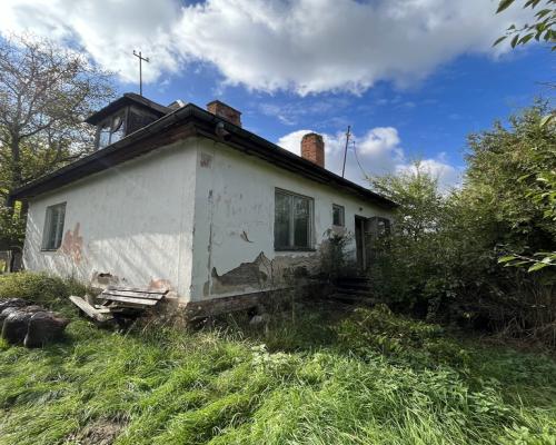 Dwa domy, działka 7400 m kw. w Końskowoli.