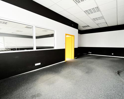 Lokal handlowo-usługowy, 118 m2, Bronowice, parter