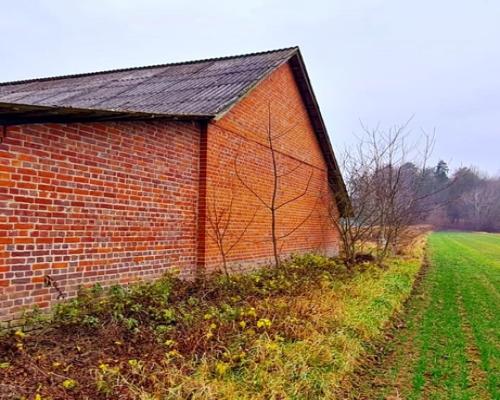 Obiekt produkcyjny z dużą ilością ziemi-gm.Wysokie
