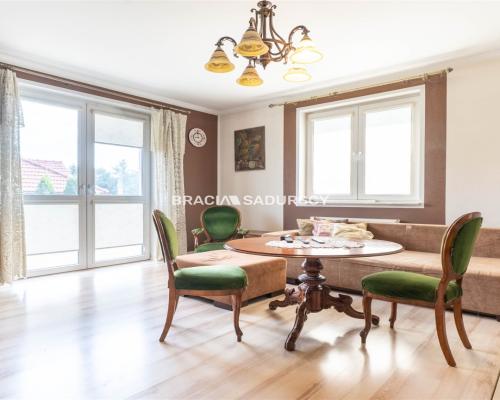 Nowoczesny dom parterowy w Łapanowie