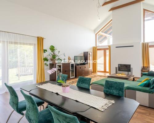 Nowoczesny dom z odzielnym garażem- Zawada