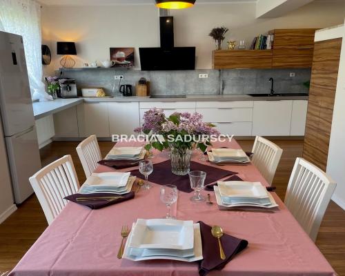 wyjątkowy dom w zabudowie bliźniaczej.