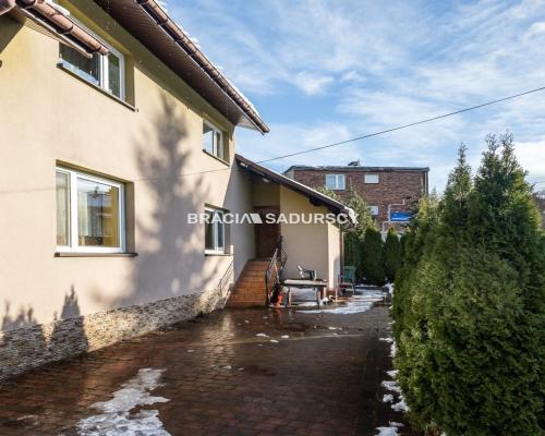 Dom wolnostojący z działką, ul. Skotnicka