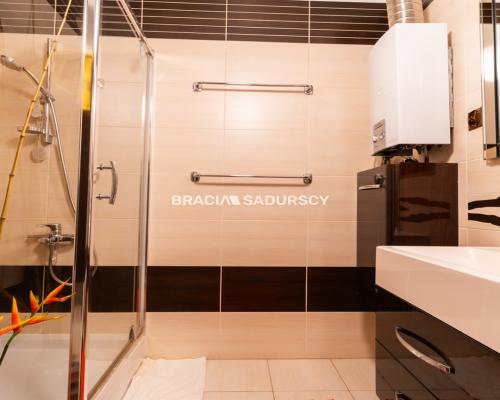 SPRZEDAM DOM W CETRUM KRAKOWA.