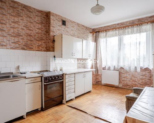 Dom wolnostojący w doskonałej lokalizacji