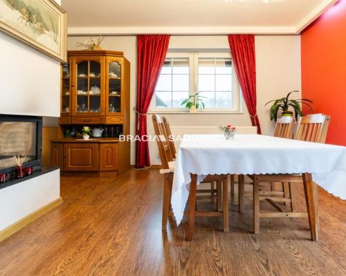 Piękny dom w zielonej okolicy - Zagacie