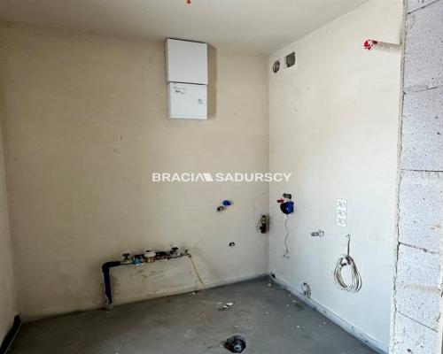 Nowoczesny bliźniak z garażem i działką 7ar