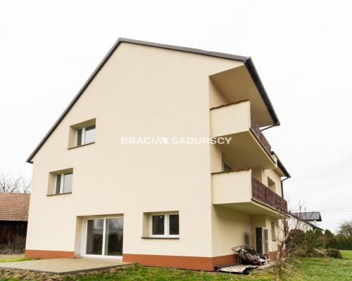 Skawina po remoncie, 4 kondygnacje/osobna klatka