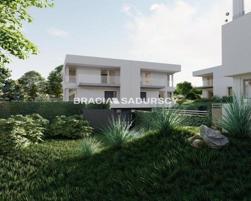 Nowoczesny dom w zielonej okolicy