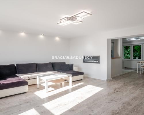 Wolnostojący, wyremontowany dom blisko Krakowa