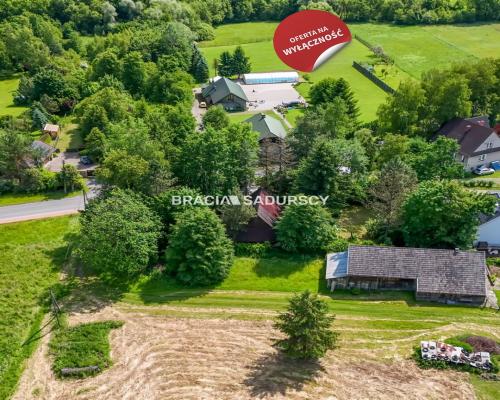 Drewniany dom z duszą i ogrodem!