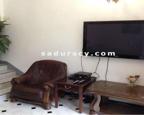 Dom 440m 2  na własnej działce 1700m 2  w Piasecznie. Cisza, zieleń, dobra infrastruktura.   
 
 Trzy kondygnacje naziemne. Sal