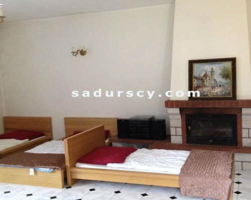 Dom 440m 2  na własnej działce 1700m 2  w Piasecznie. Cisza, zieleń, dobra infrastruktura.   
 
 Trzy kondygnacje naziemne. Sal