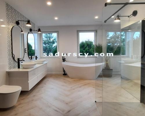 Pięknie wykończony, przestronny, skrajny dom szeregowy 285m2 na działce 358m2 w Józefosławiu, na obrzeżach Ursynowa.     
 
Now