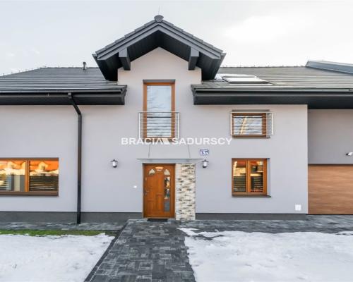 Wysoki Standard, 220 m2, 4,5 arowa dzaiłka, NOWY