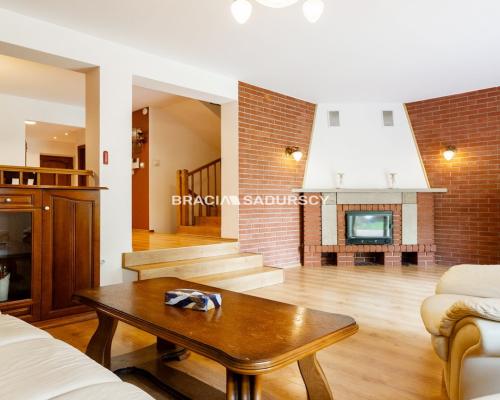 dom na wynajem obok Galerii Bronowice/IKEA 225m2