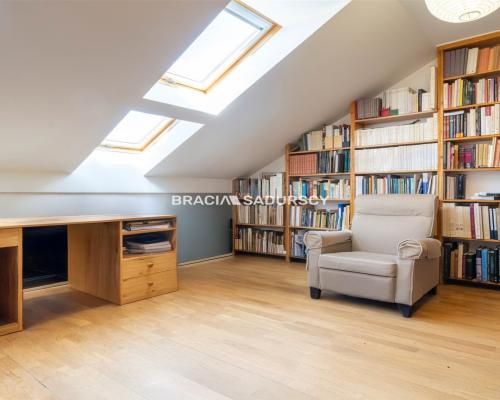 LOKAL BIUROWY W ATRAKCYJNEJ LOKALIZACJI I CENIE